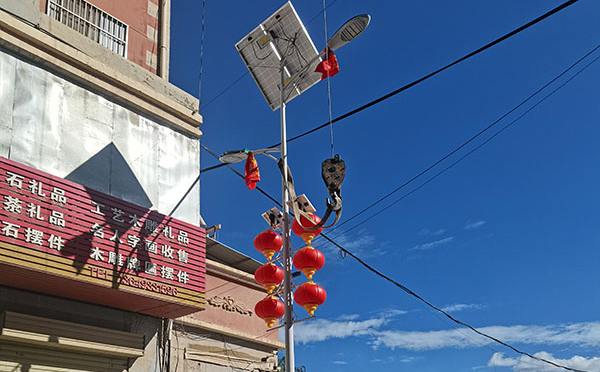 化隆智慧路灯如何实现城市节能管理