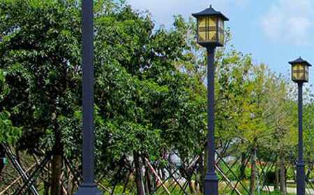 太阳能化隆庭院灯价格为何差三倍？关键看这几点